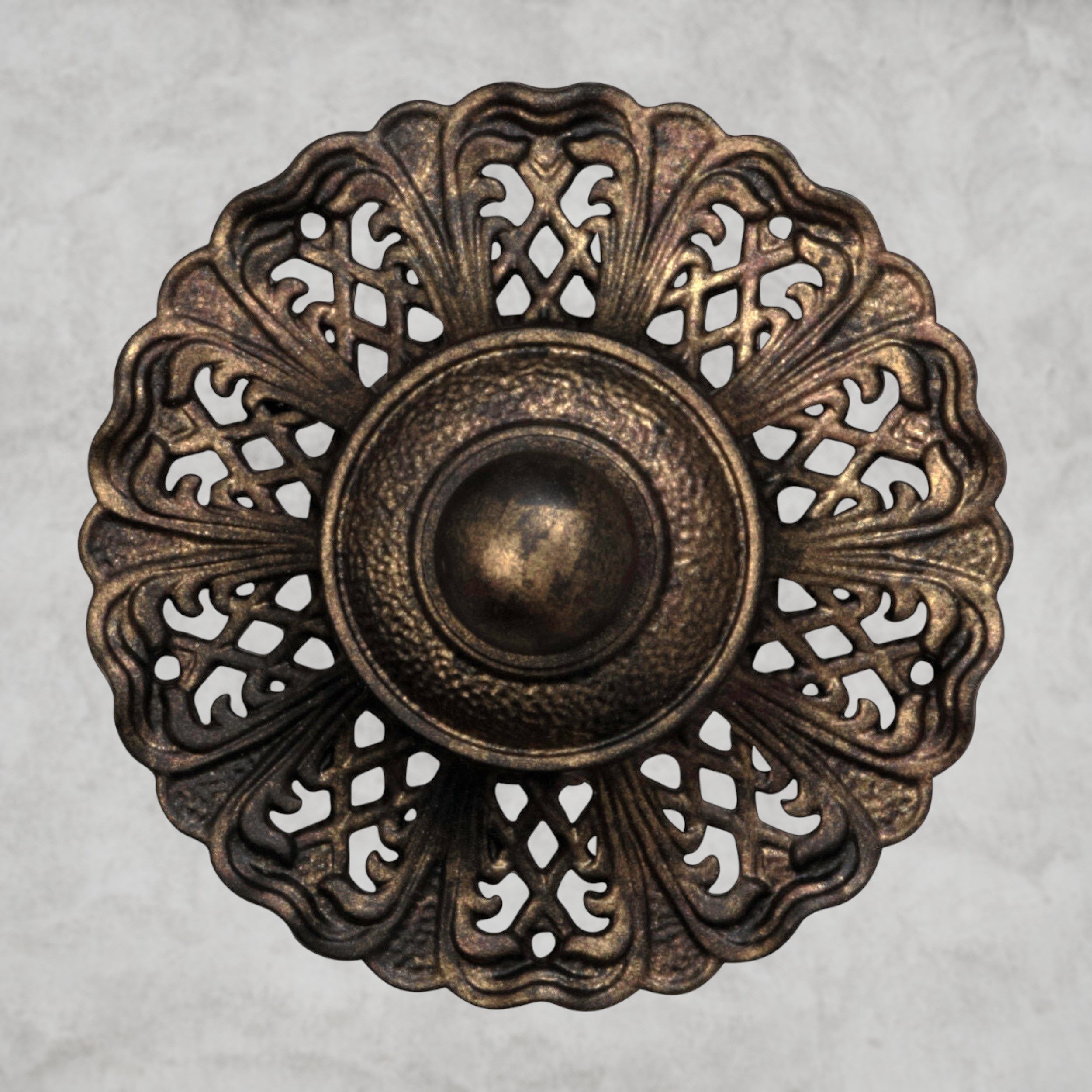 Milano Chandelier 24"